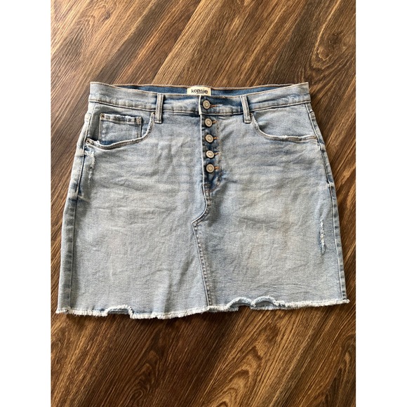 Kensie Denim Skirt Button Front Light Wash Mini Skirt Casual‎ Size 10 - Picture 1 of 6